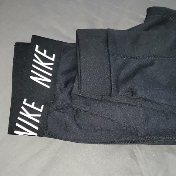 Nike Sweat Capris - Picture 4 of 4